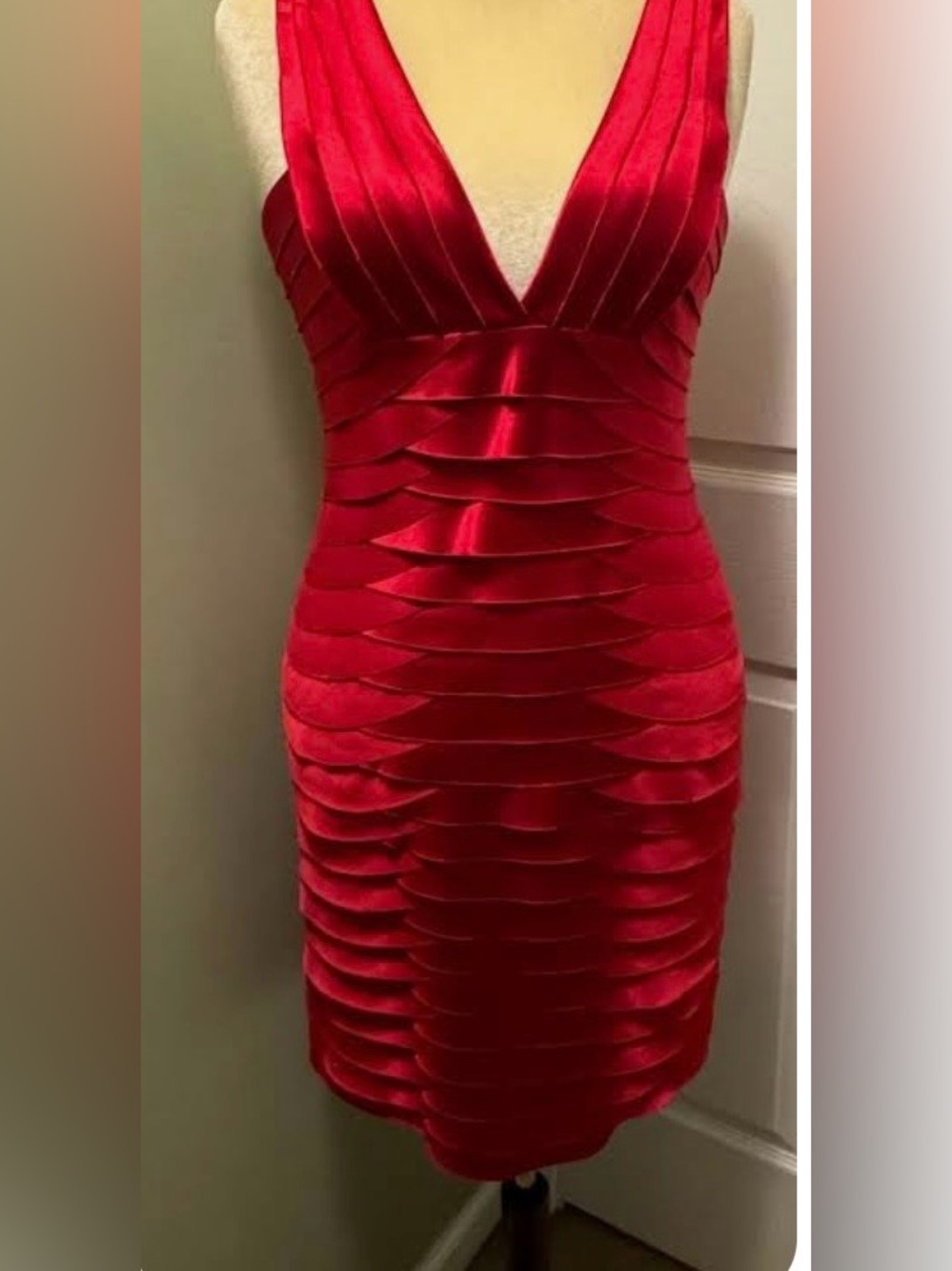 BCBGMAXAZRIA Red V-Neck Tiered Mini Dress - Picture 4 of 12